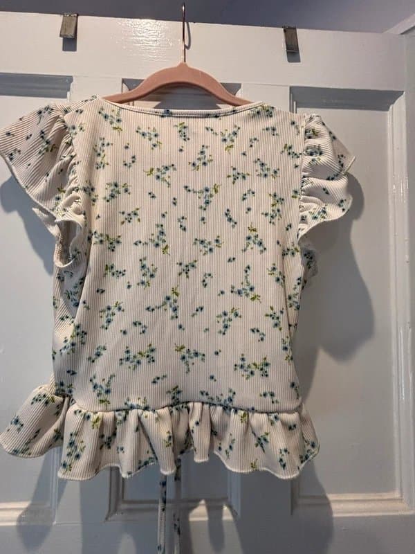 New Look New look crop top size small