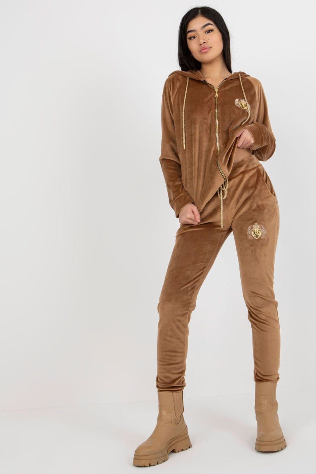 Love Lace Love Lace Women's Velour Embroidered Hooded Sweatshirt & Pants Set in Brown