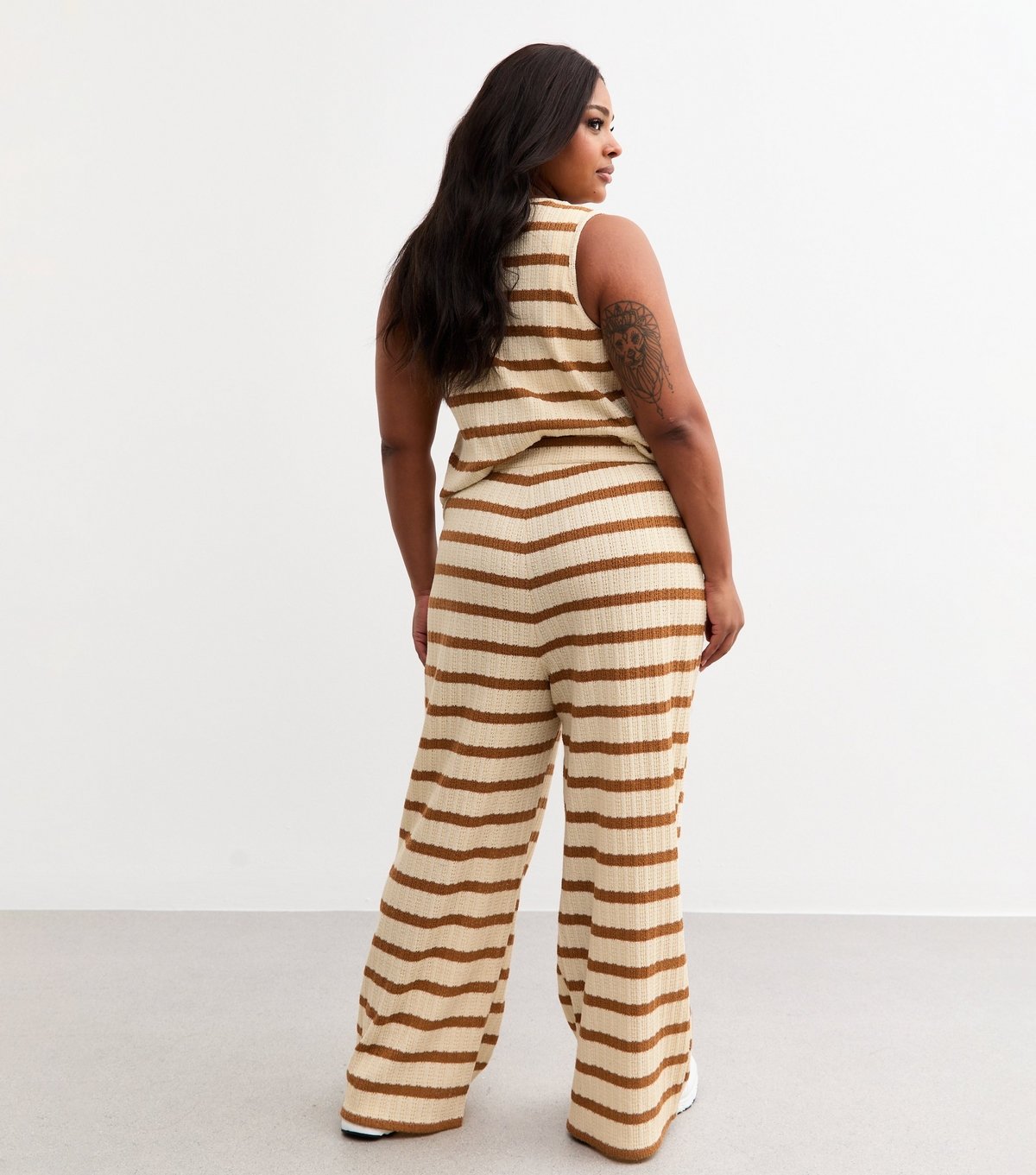 New Look Women's Plus Size Cream Textured Striped Trousers Curves New Look - 4