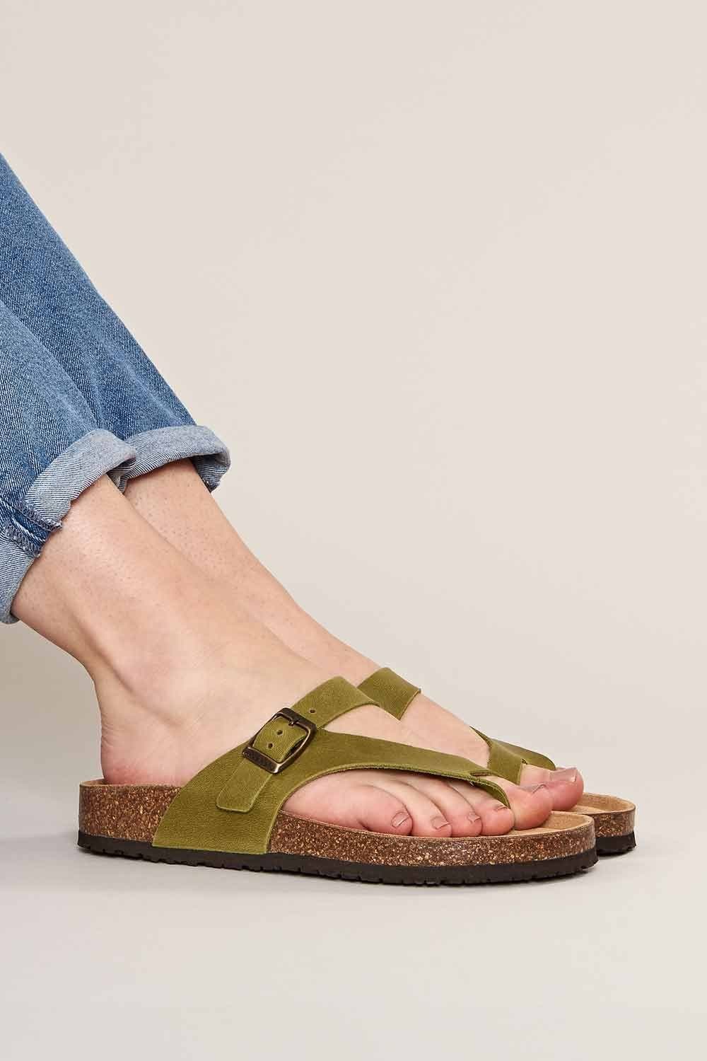 Moshulu Moshulu Women's 'Wilma Waxy' Green Sandals