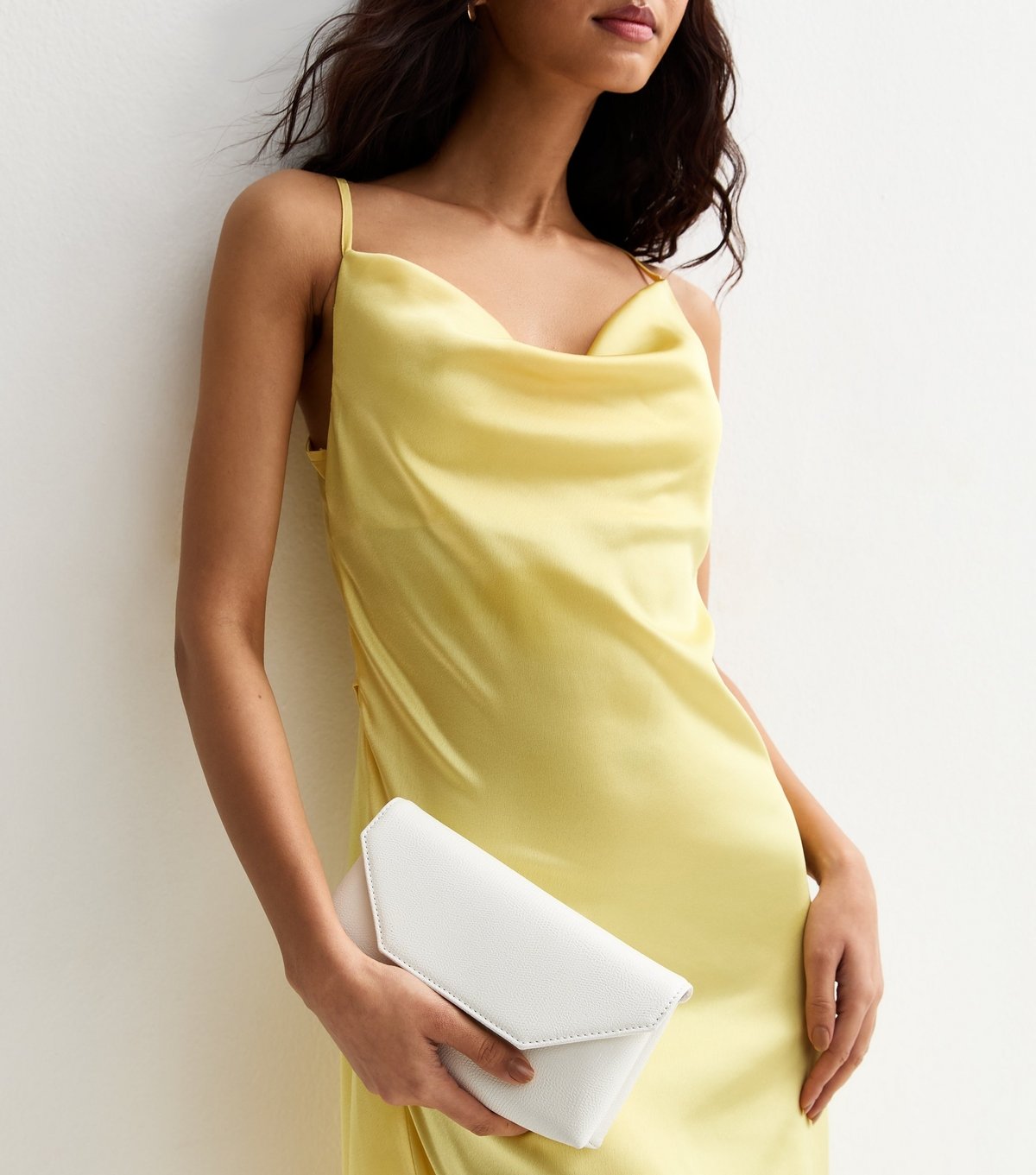 New Look White Lizard Effect Faux Leather Clutch New Look - 2