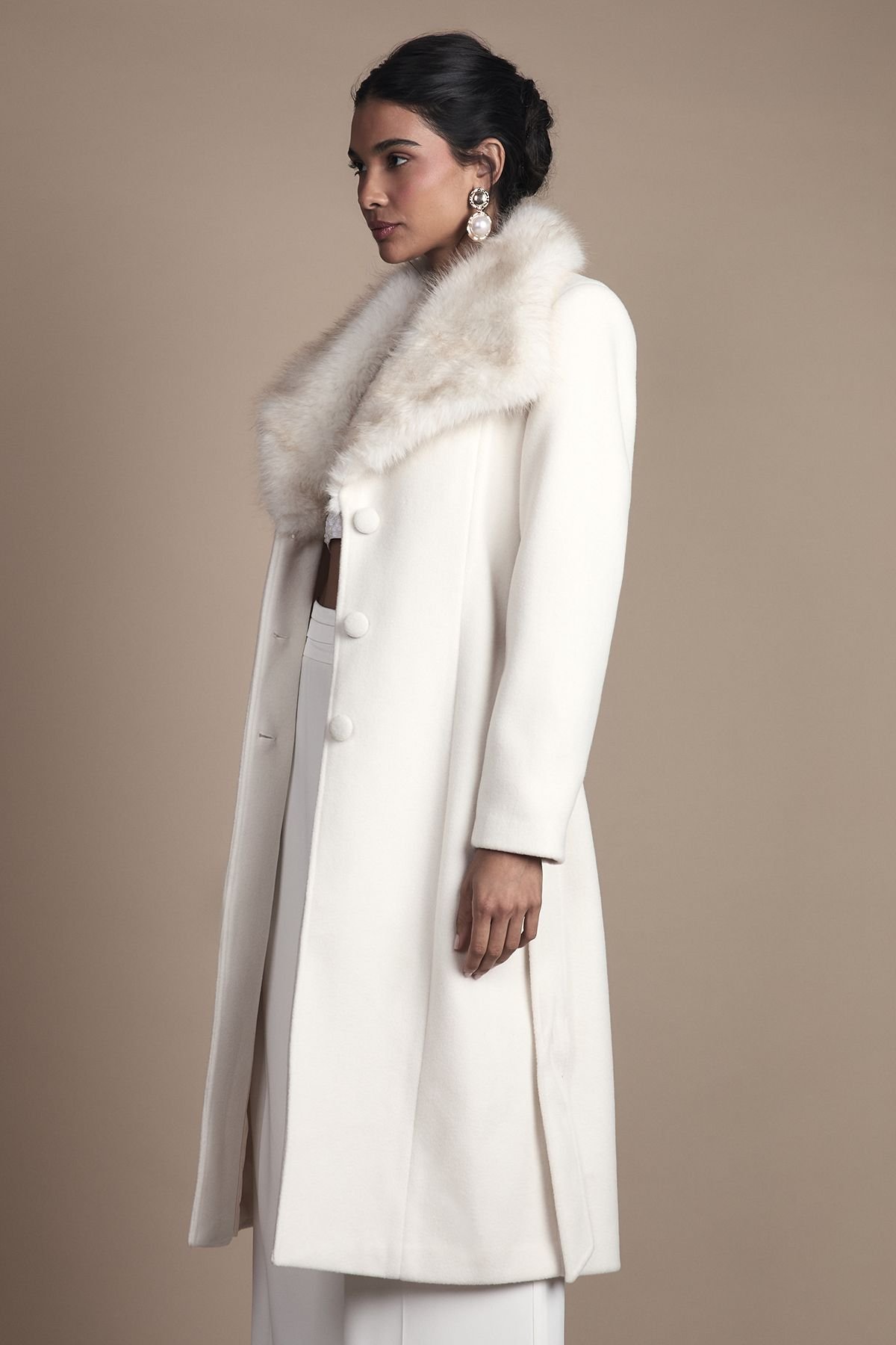 Coast Coast Women's Ivory Faux Fur Collar Occasion Belted Midi Coat - 4