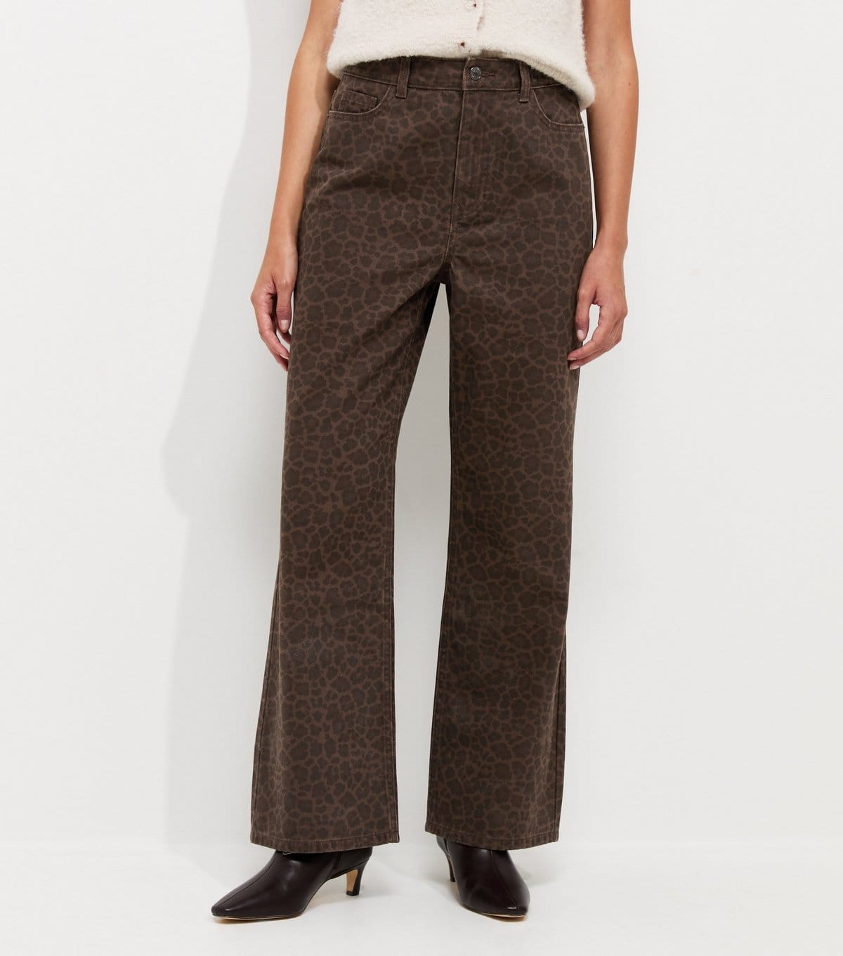 New Look Women's Brown Leopard Print Wide Leg Jeans New Look - 4