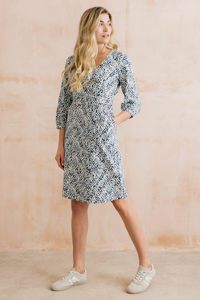 Lily & Me Lily & Me Women's Meadow Printed Cotton Jersey Dress in Navy - 3