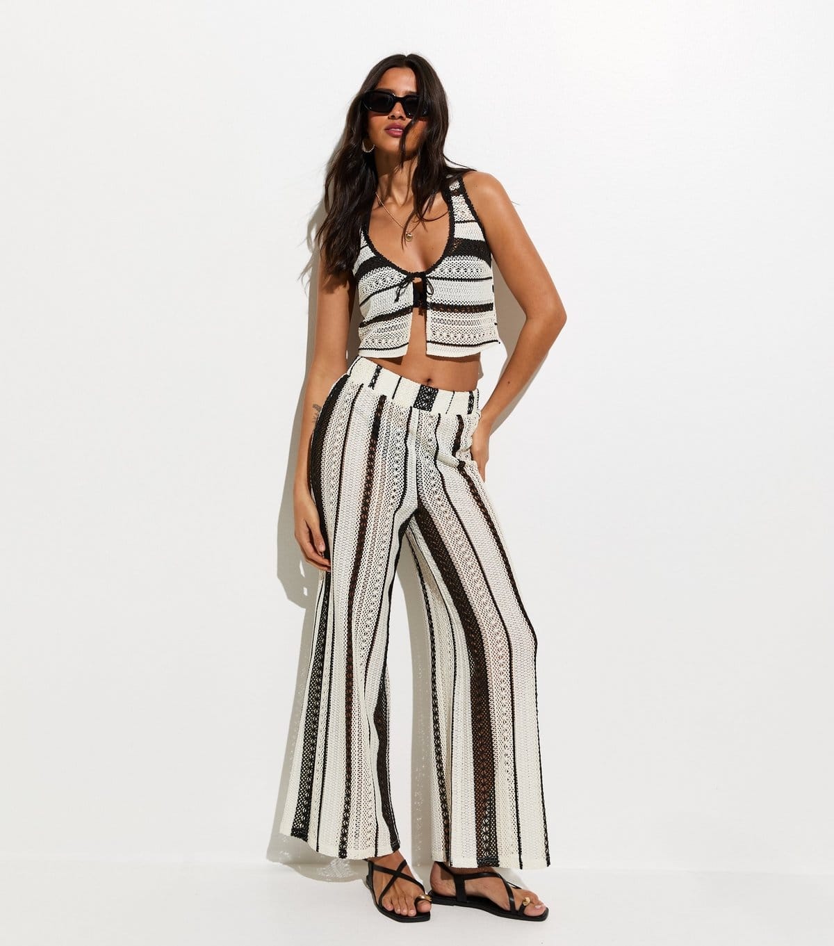 New Look Women's Cream Striped Tie Front Crochet Beach Waistcoat New Look - 4
