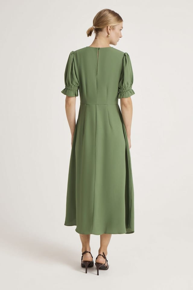 Finery London Finery London Women's Mela Chiffon Midi Tea Dress in Green - 2