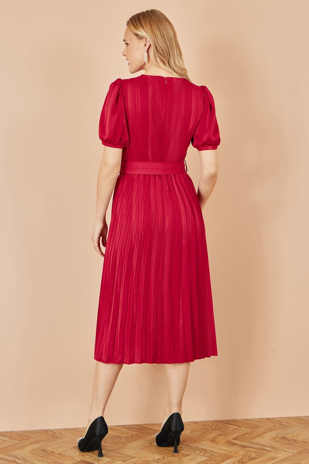 Yumi Yumi Women's Red Satin Striped Midi Dress With Pleats & Matching Belt - 4