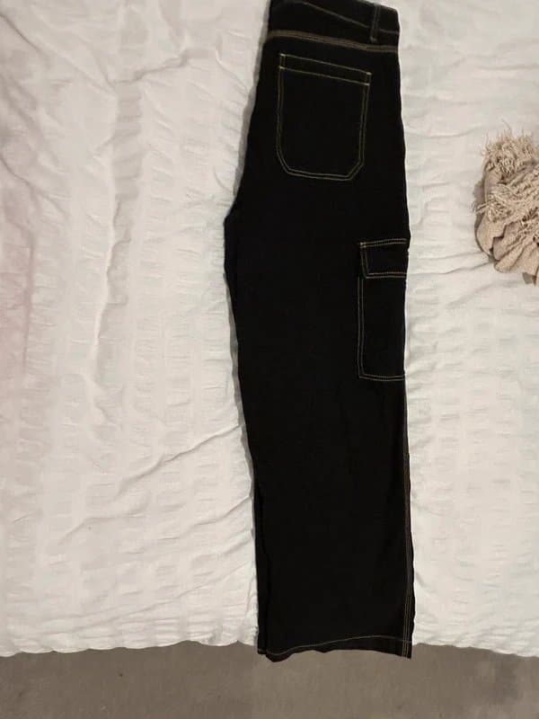 Bershka Bershka- straight leg cargo jeans