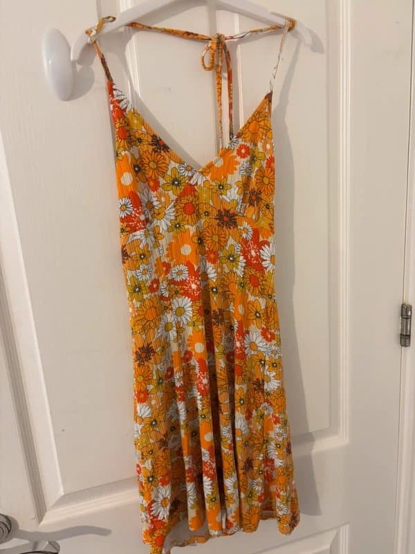 Bershka Floral backless mini dress