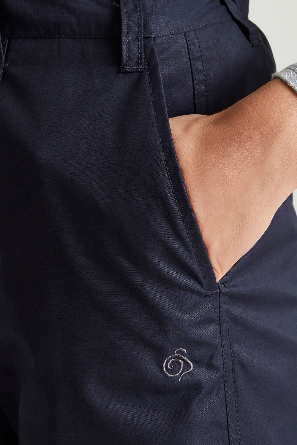 Craghoppers Craghoppers Women's Expert Kiwi Water Repellant Convertible Trousers in Dark Navy - 4