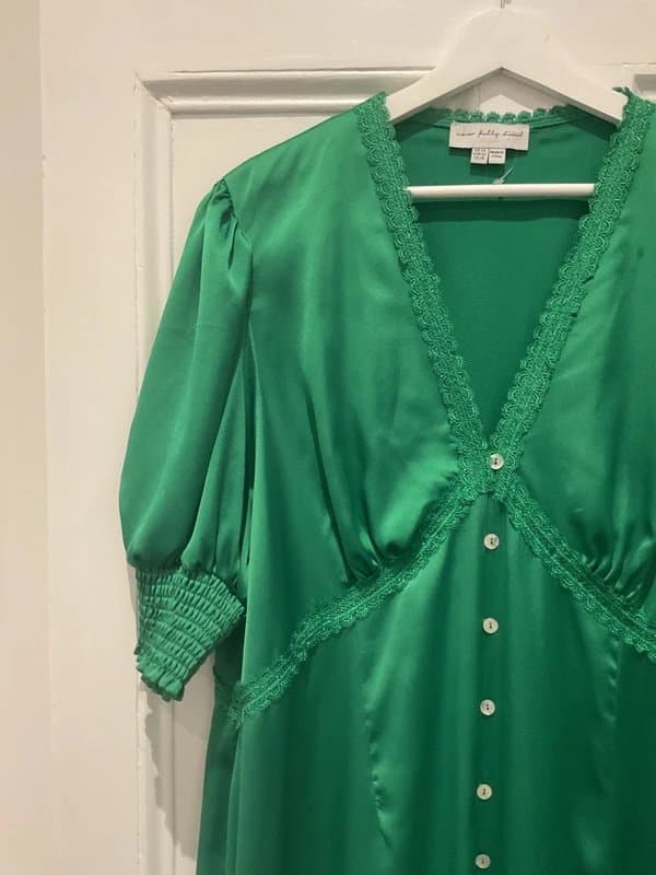 Never Fully Dressed Never fully dressed Linda’s dress