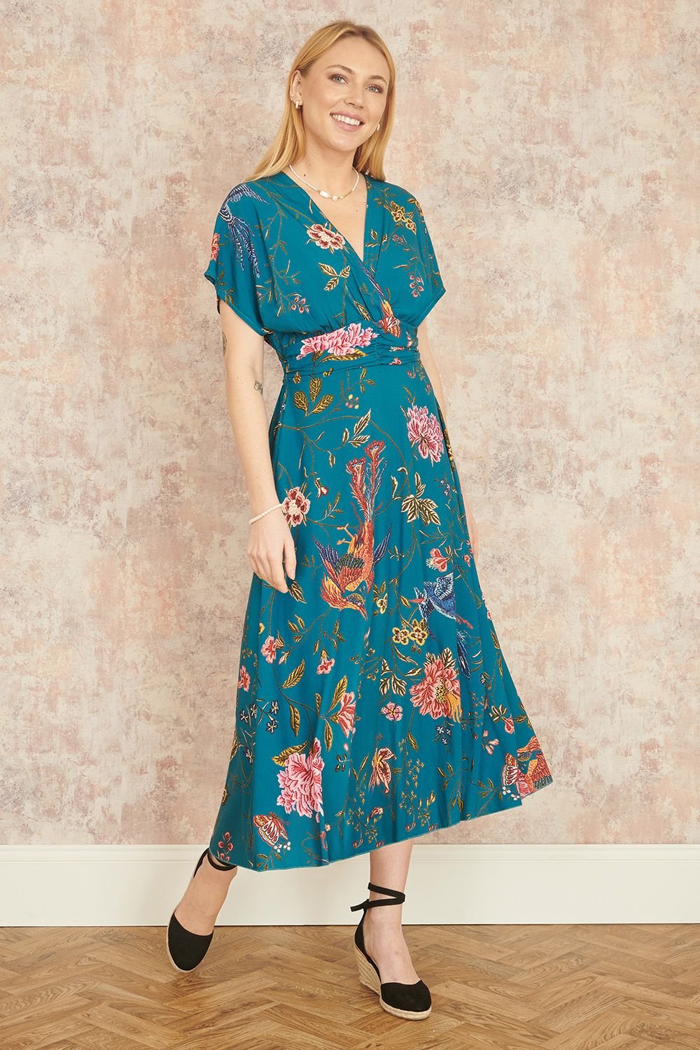 Yumi Yumi Women's Teal Bird & Floral Print Ruched Waist Kimono Midi Dress - 3