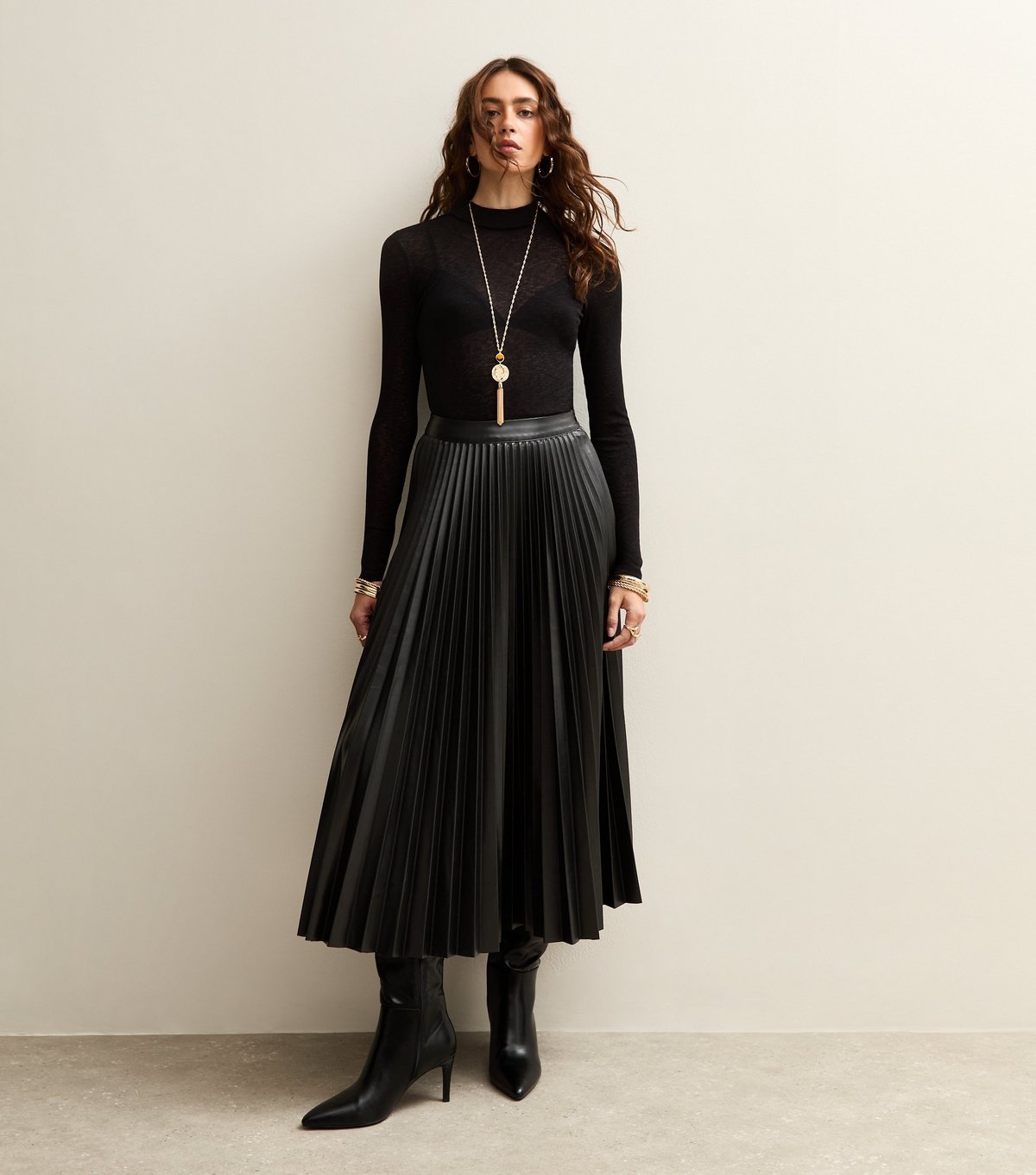 New Look Women's Black Faux Leather Pleated Midi Skirt New Look - 3