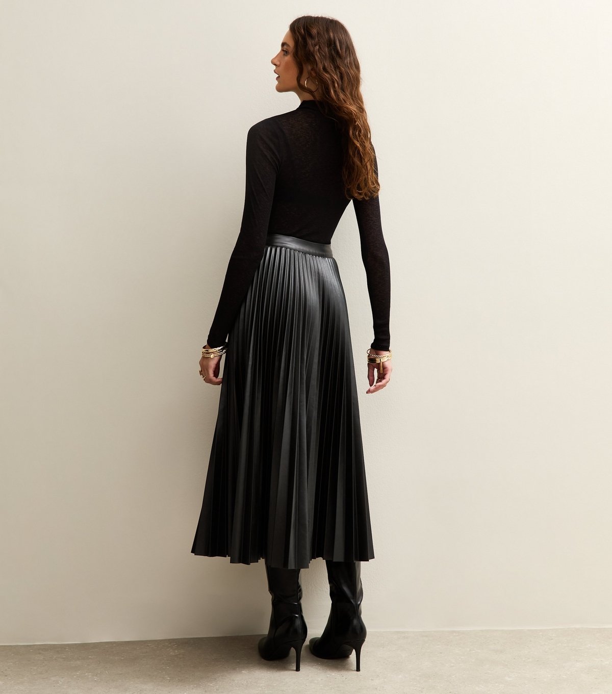 New Look Women's Black Faux Leather Pleated Midi Skirt New Look - 4