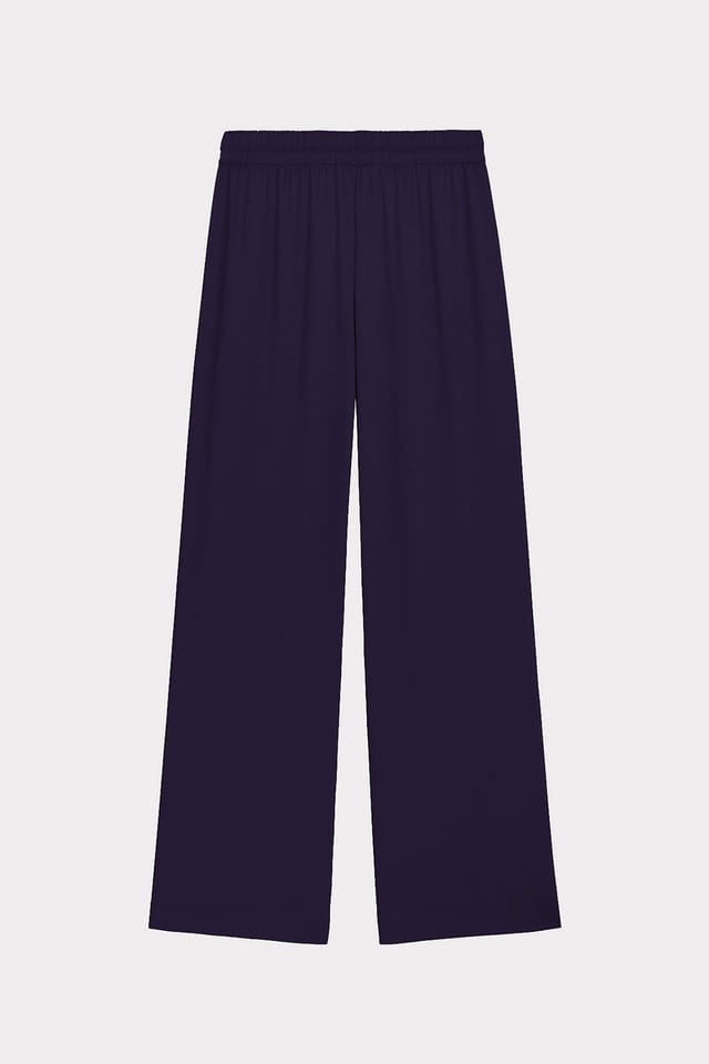 Kettlewell Kettlewell Women's Satin Wide Leg Trousers in Aubergine - 2