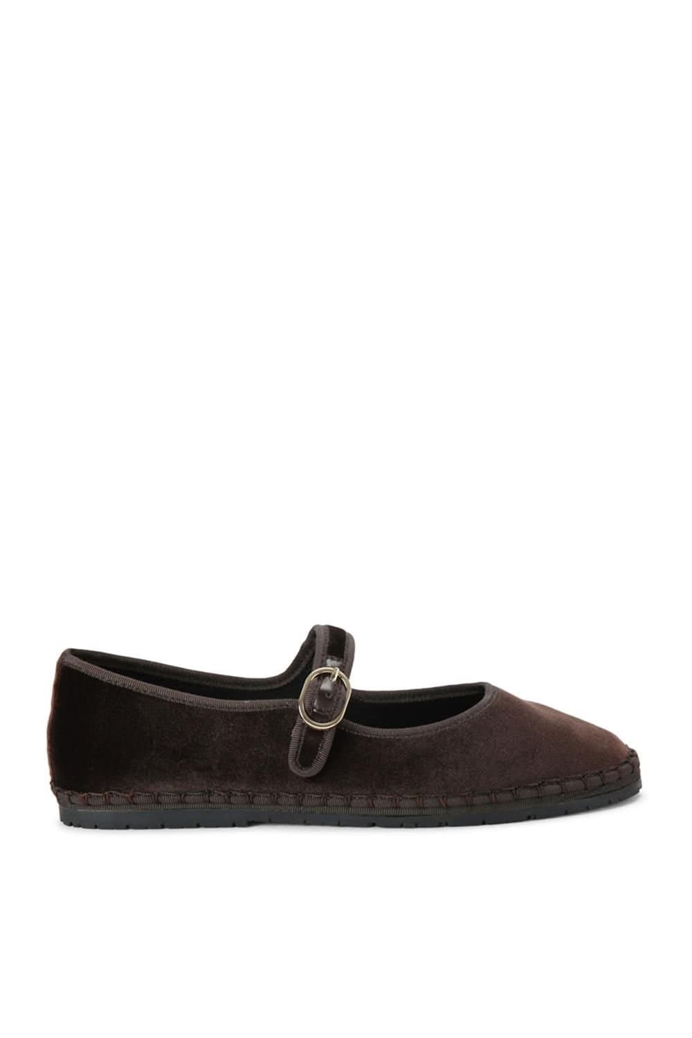 Steve Madden STEVE MADDEN Women's 'Velma Brown' Velvet Flats in Brown