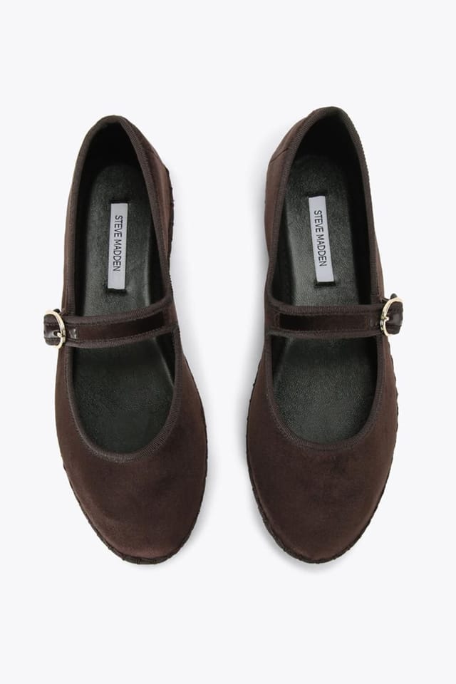 Steve Madden STEVE MADDEN Women's 'Velma Brown' Velvet Flats in Brown - 2