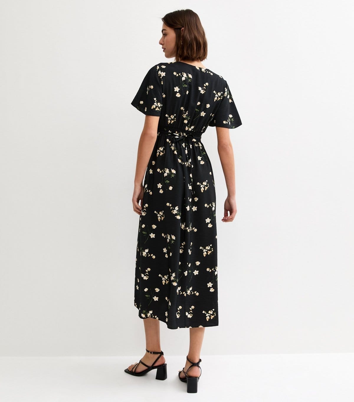 New Look Women's Black Floral Flutter Sleeve Midi Dress New Look - 4