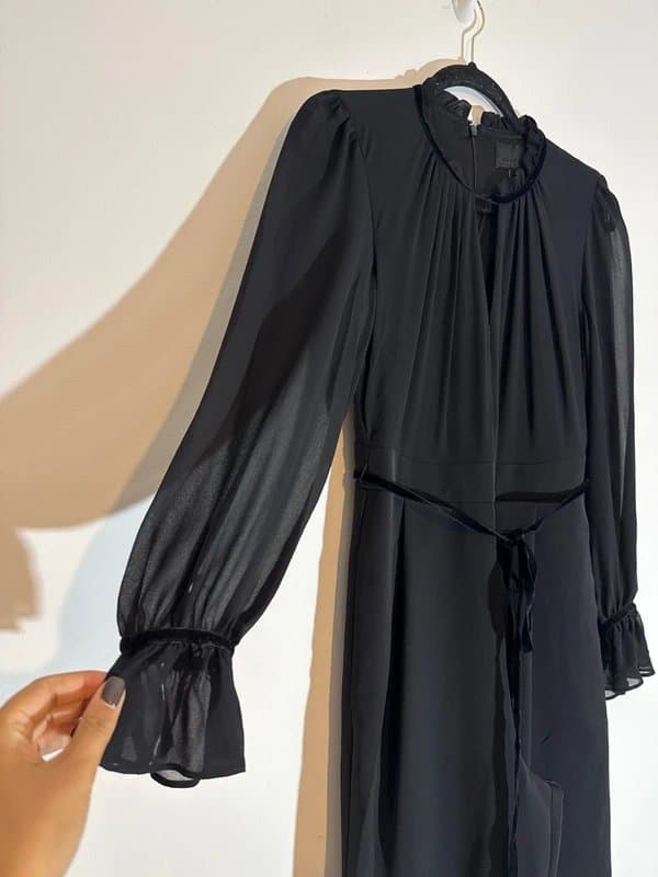 Phase Eight New (no tag) Phase Eight Black Velvet Trim Una Jumpsuit - size 8- RRP £135