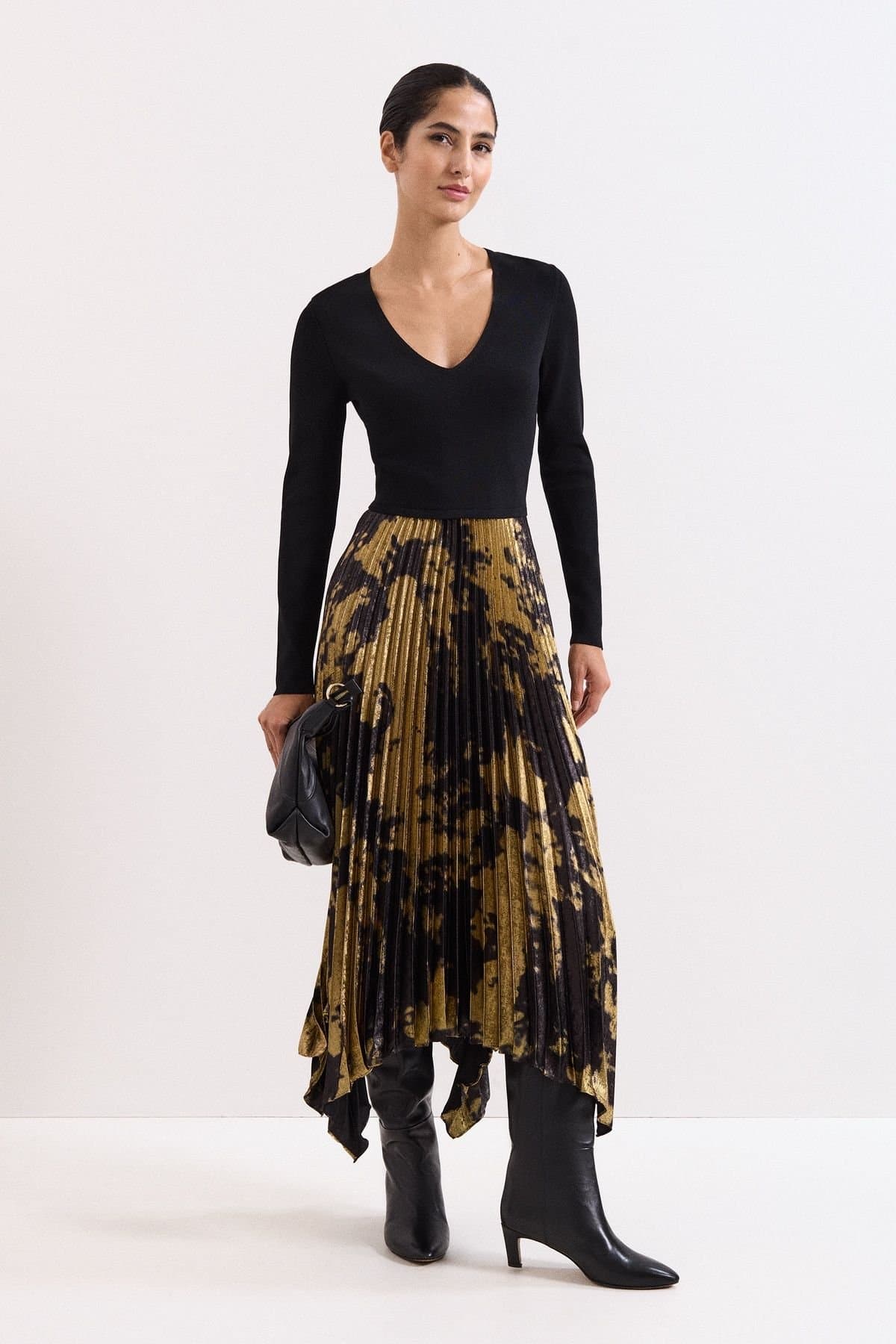 Phase Eight Phase Eight Women's Jenifer Print Dress in Metallic Gold