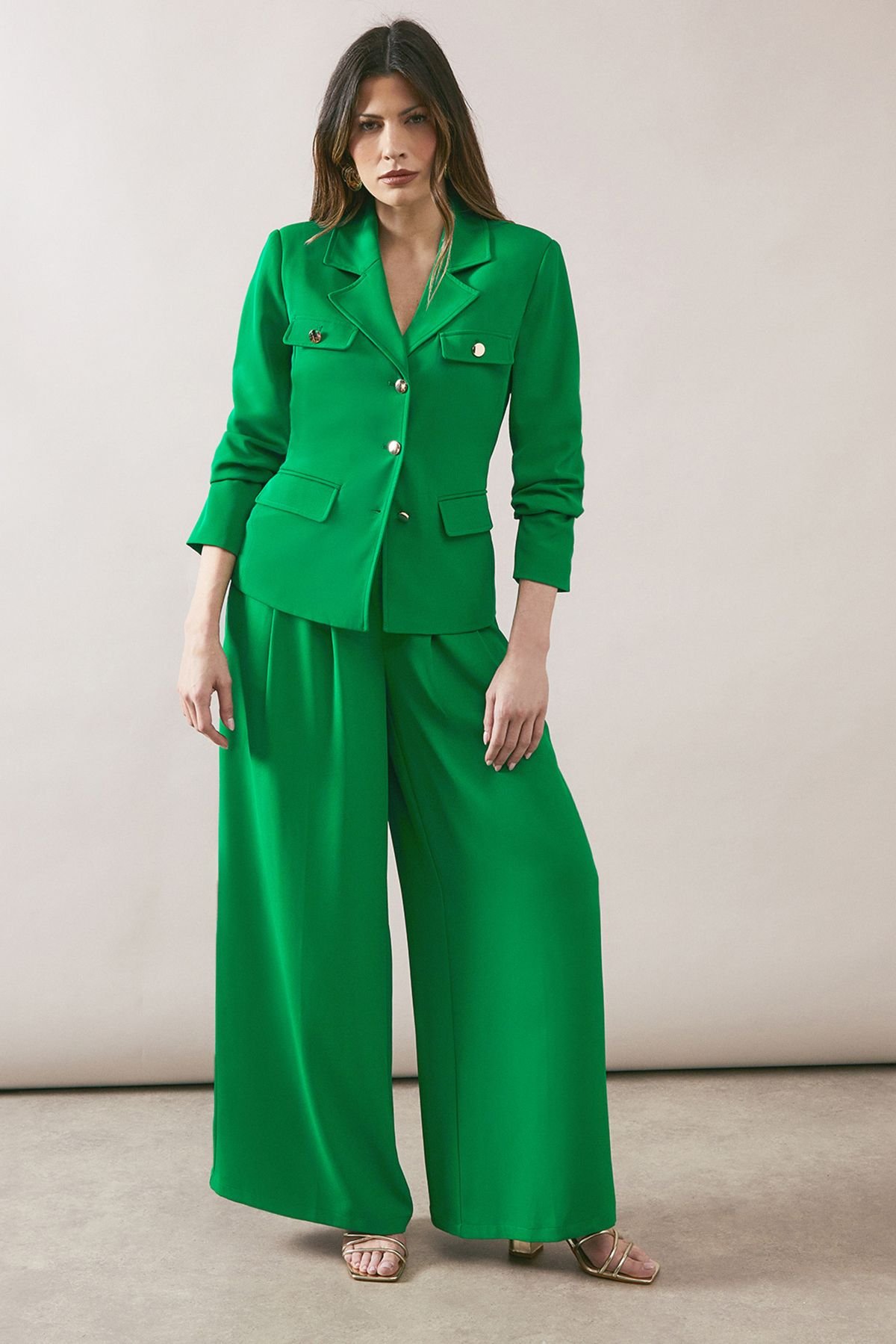 Wallis Wallis Women's Four Pocket Button Through Blazer in Green - 4