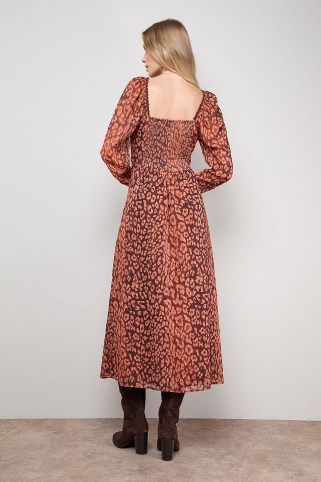 Oasis Oasis Women's Printed Chiffon Shoulder Detail Shirred Back Midi Dress in Animal - 3