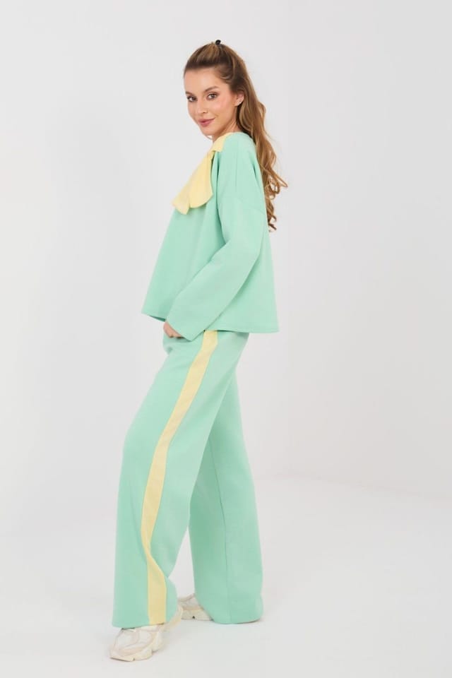 Love Lace Love Lace Women's Bow Detail Casual Wide Leg Tracksuit Set in Green - 3