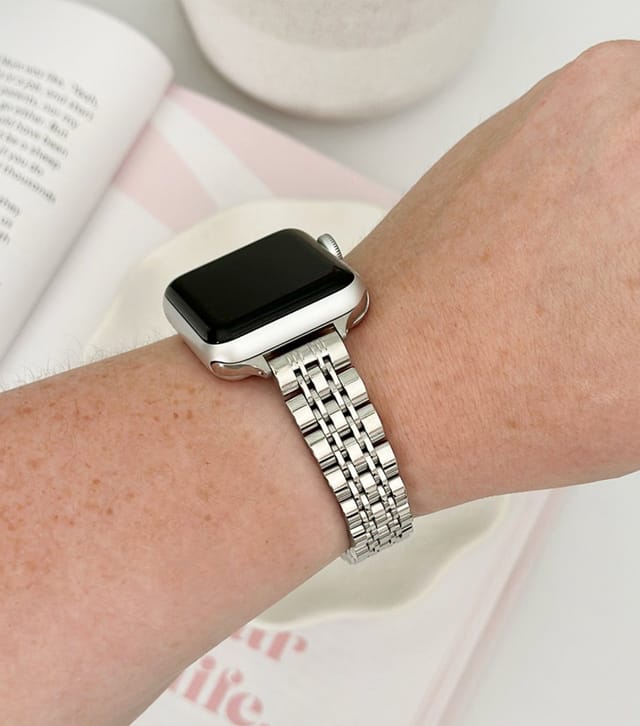 Coconut Lane Silver Slim Links Apple Watch Strap Coconut Lane New Look - 3