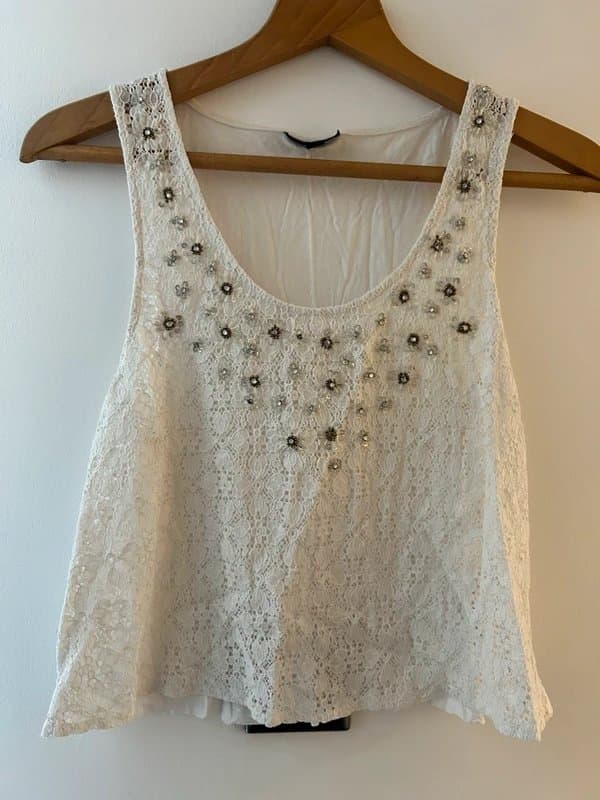 Topshop Topshop size 12 embellished crop vest