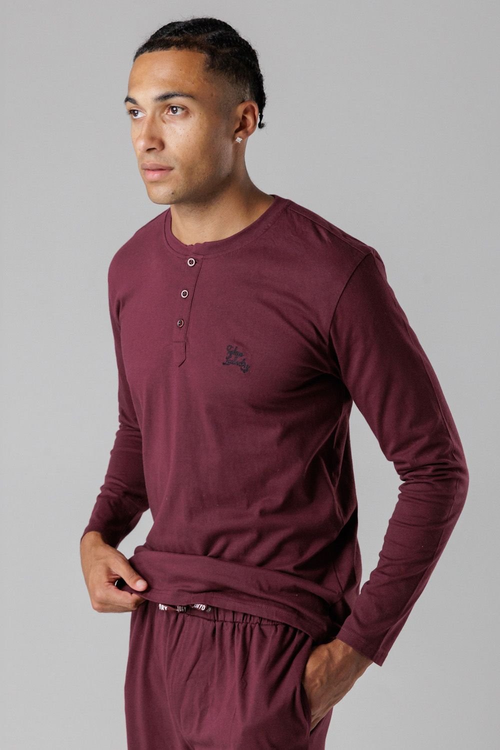 Tokyo Laundry Tokyo Laundry Men's Cotton Crew Neck Pyjama Set in Burgundy - 4