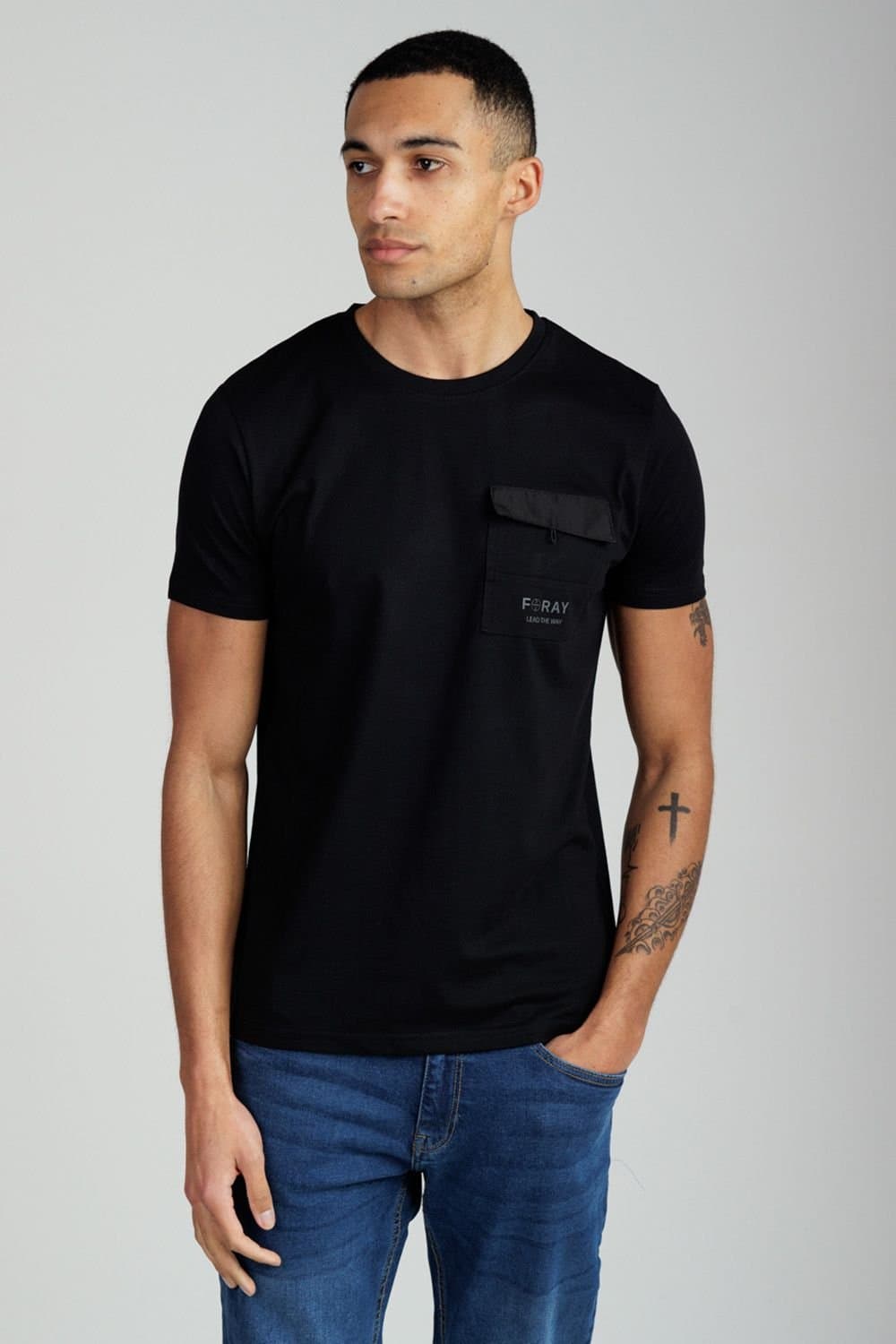 Foray Foray Men's Short Sleeve Cotton Crew Neck Pocket T-Shirt in Black