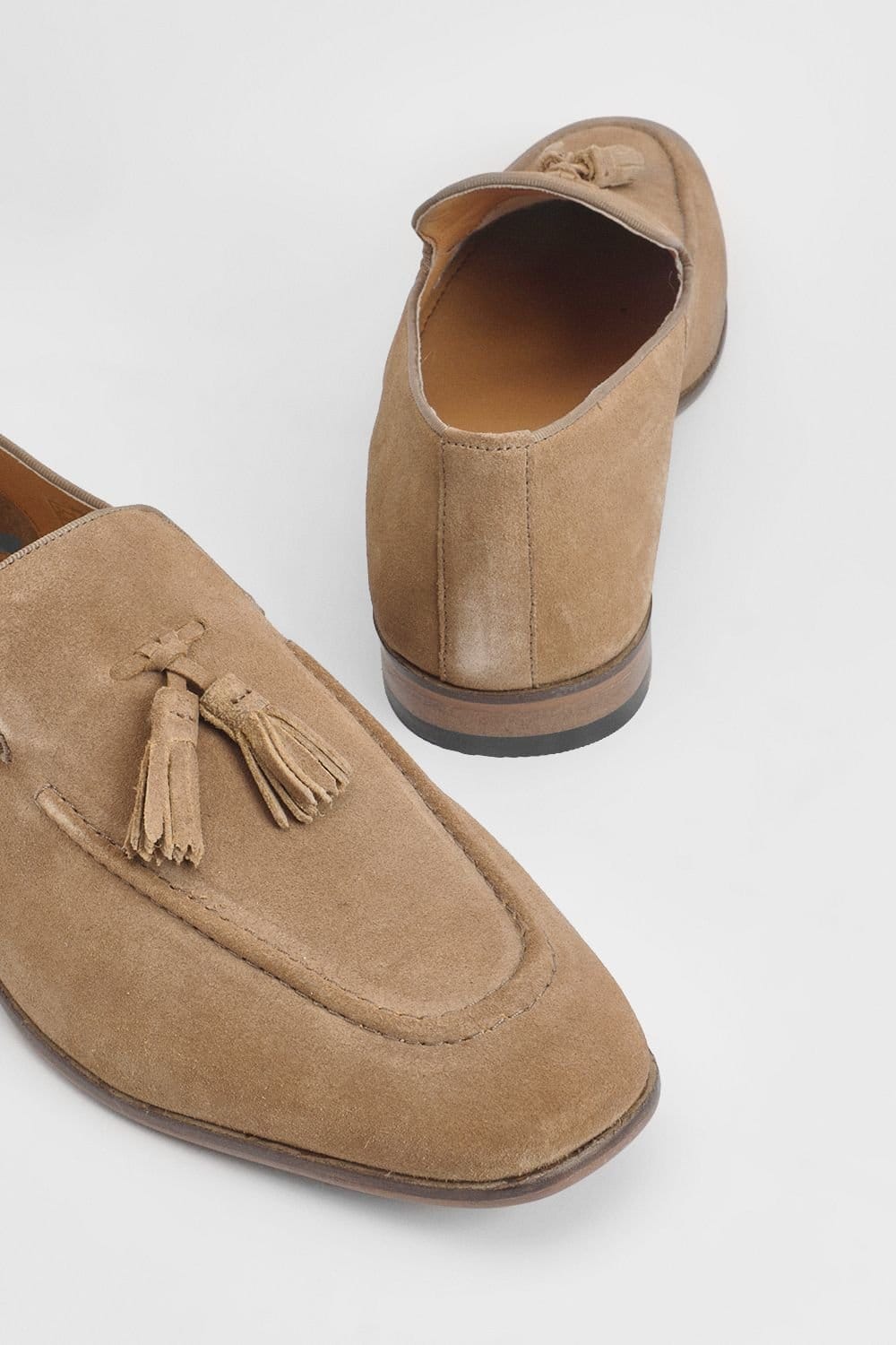 Burton Burton Men's Light Brown Suede Tassel Penny Loafer - 4