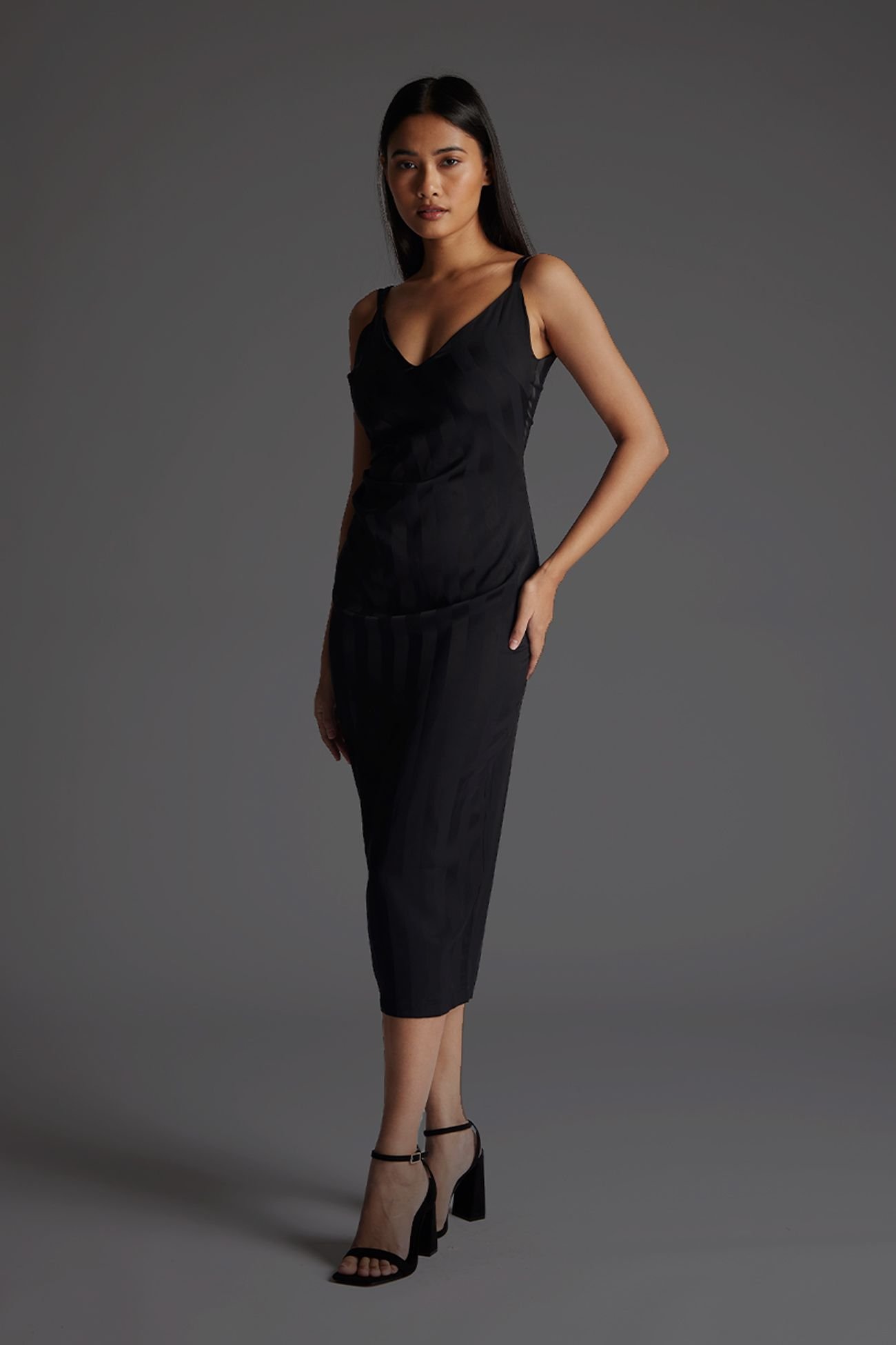 Vesper Vesper Women's Stripe Strappy Midaxi Dress in Black - 2