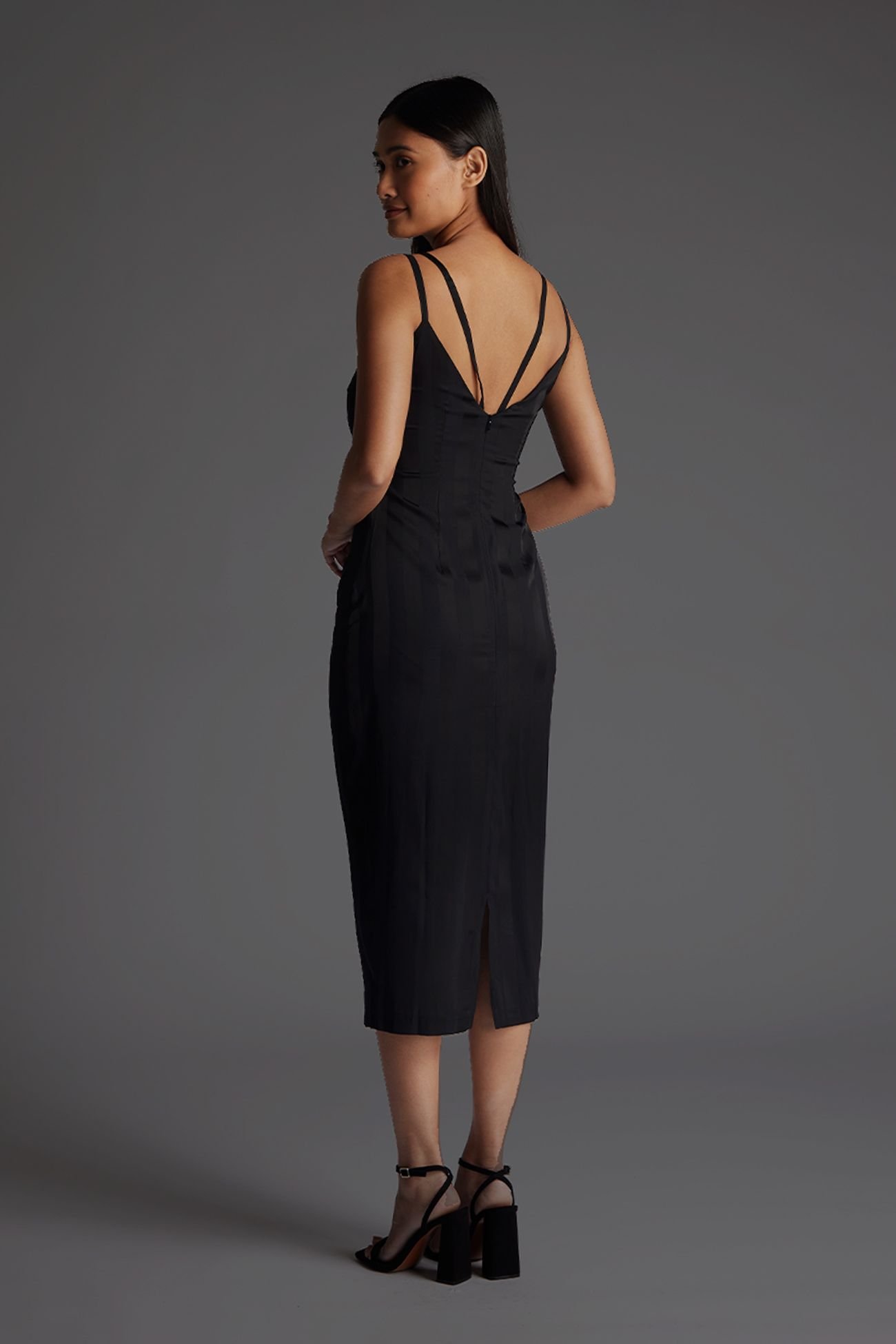 Vesper Vesper Women's Stripe Strappy Midaxi Dress in Black - 3