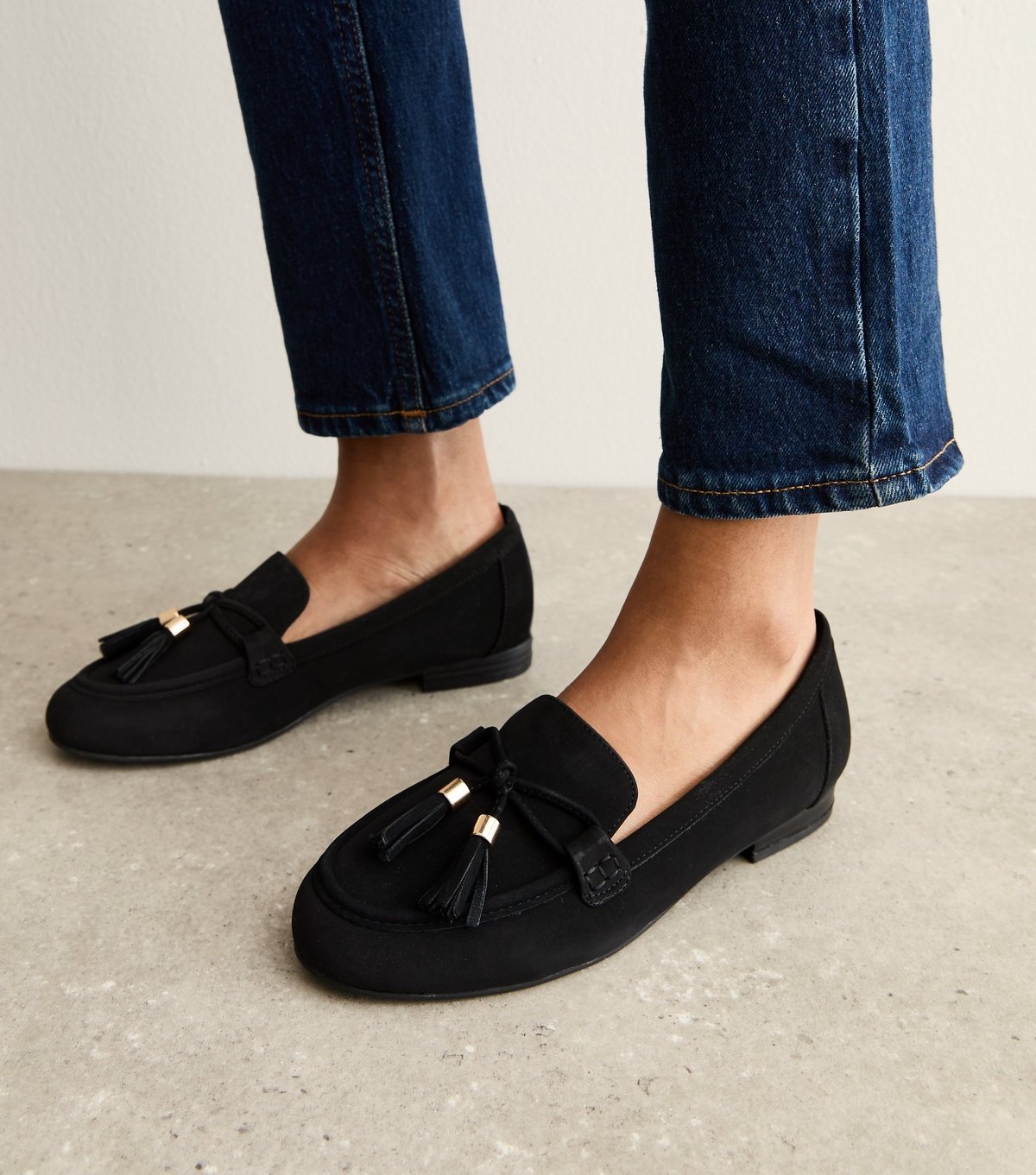 New Look Women's Wide Fit Black Faux Suede Tasseled Loafers Vegan New Look - 2