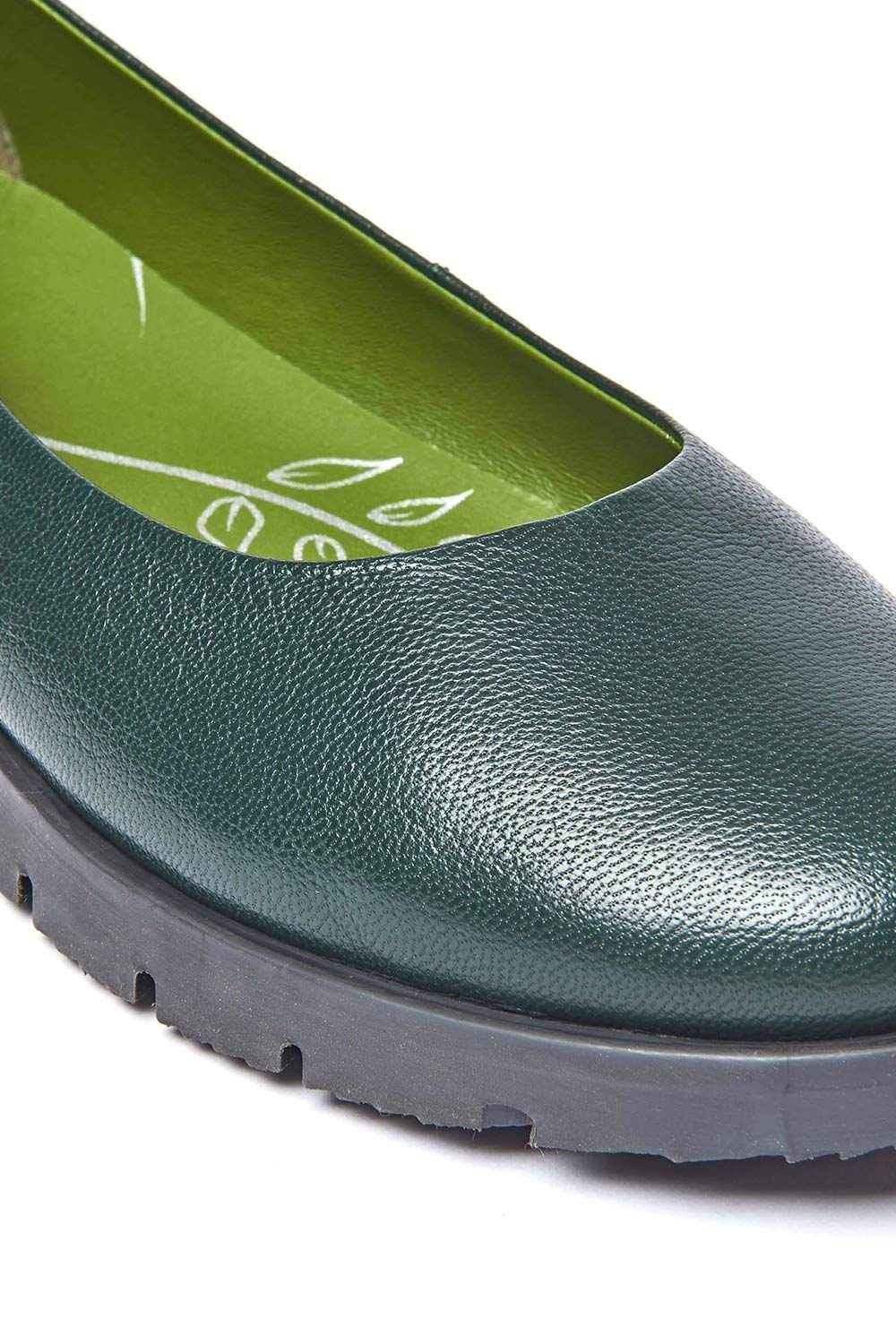 Moshulu Moshulu Women's 'Jin' Leather Flat Slip On Shoes in Dark Green - 3