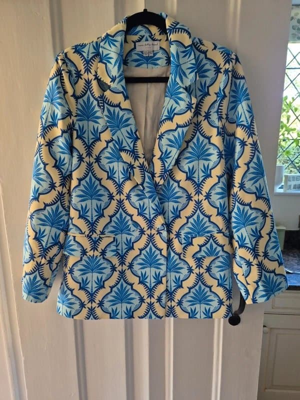 Never Fully Dressed Never Fully Dressed Blazer size 12