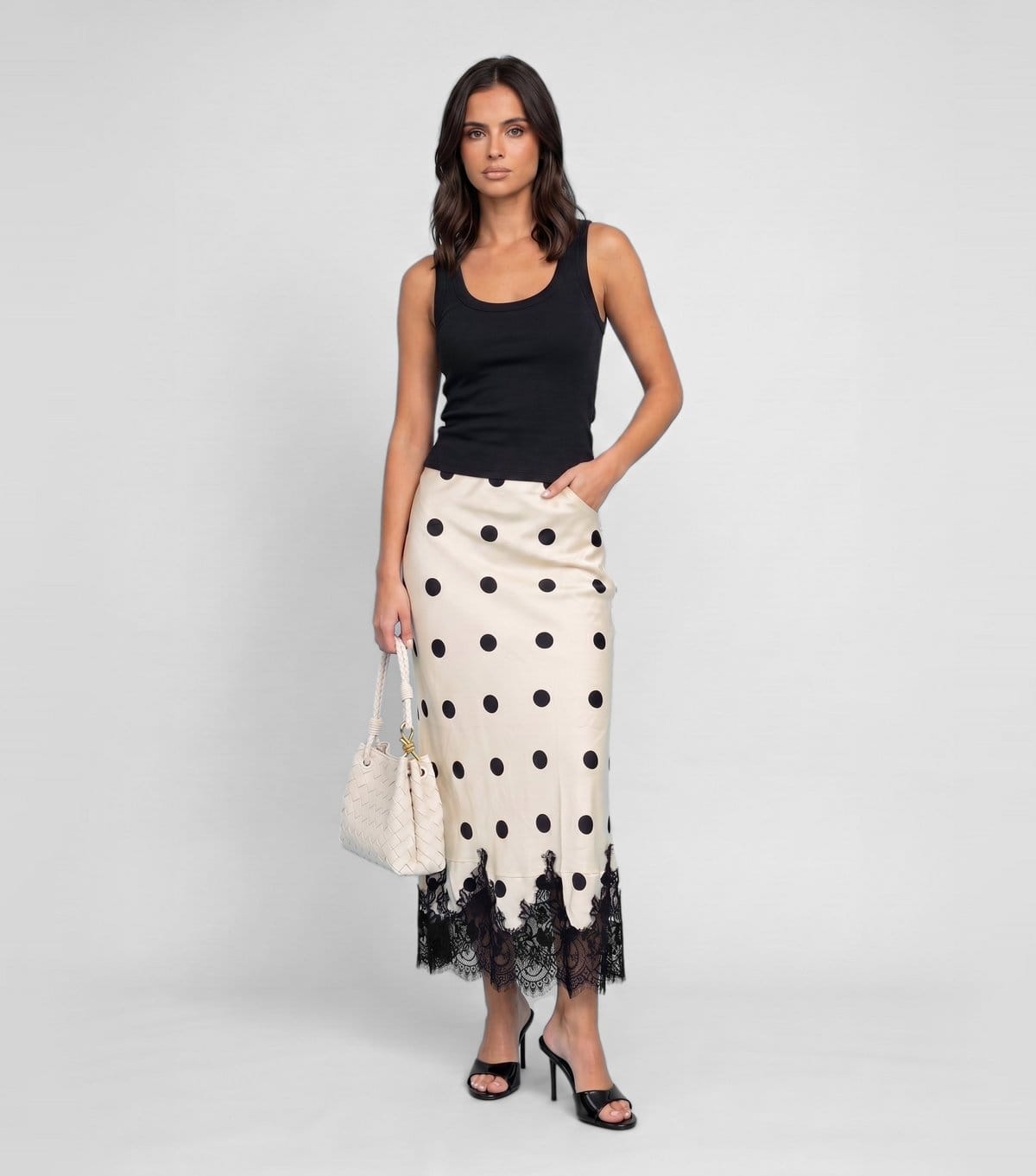 Urban Bliss Women's White Satin Polka Dot Lace Hem Maxi Skirt Urban Bliss New Look - 1