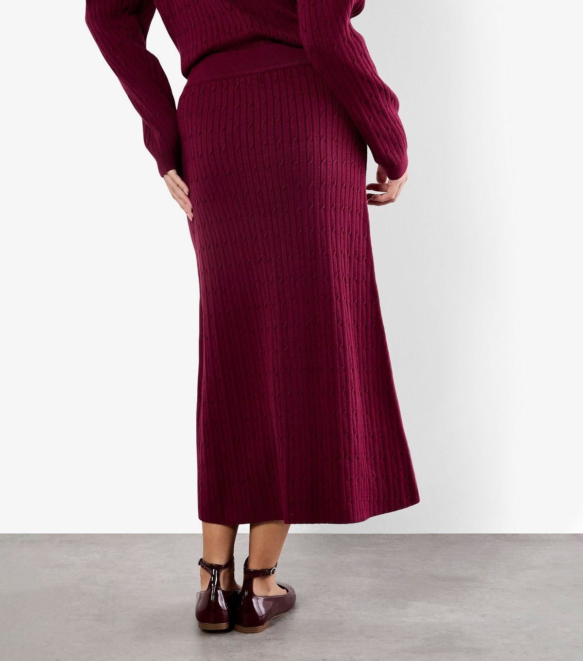 Apricot Women's Burgundy Fine Cable Knit Midi Skirt Apricot New Look - 2