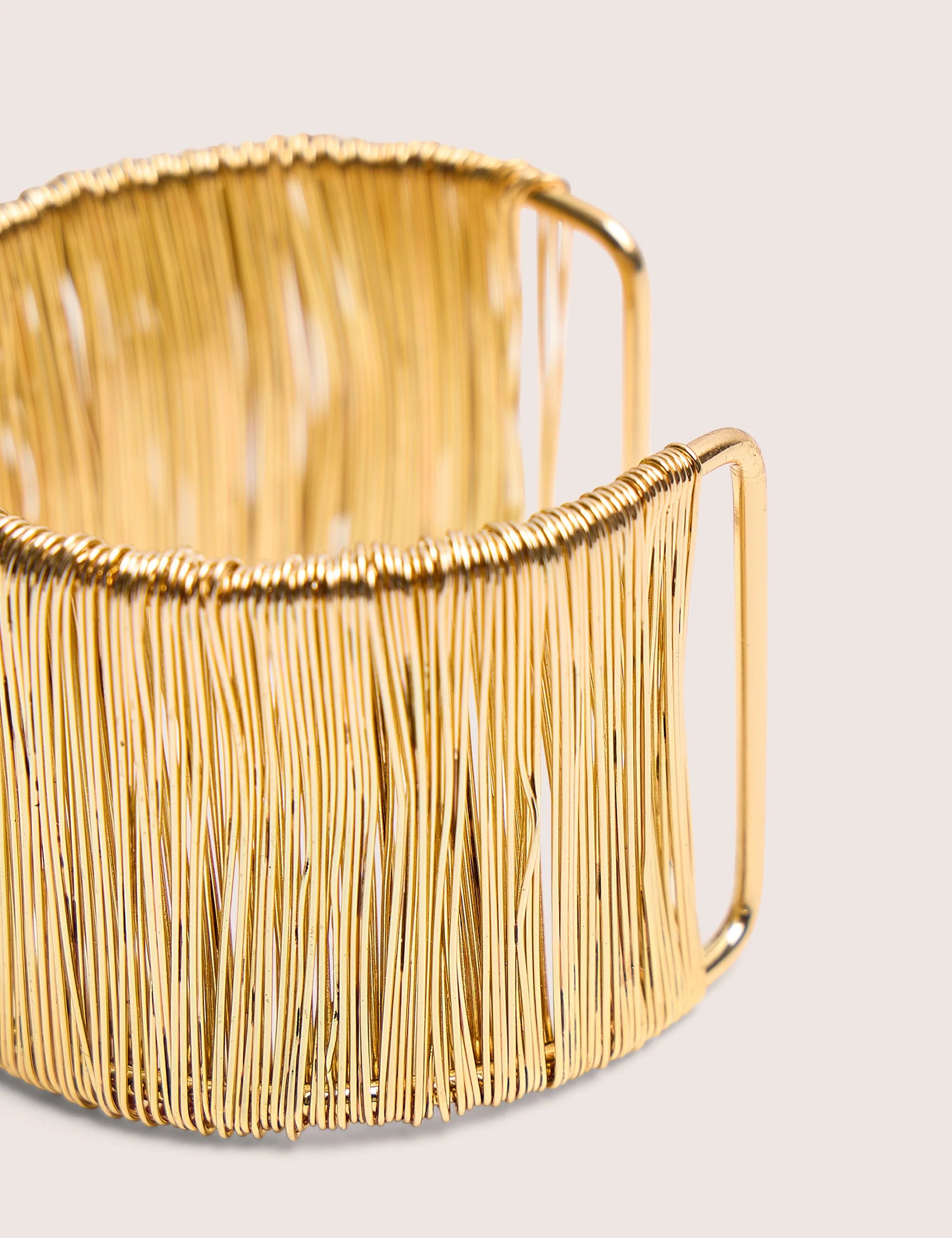 Public Desire Wire Detail Open Cuff Bracelet Gold - 3