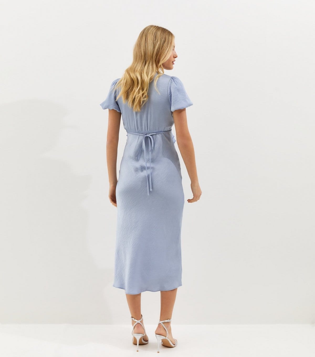 New Look Women's Blue Satin Ruffle Trimmed V-Neck Midi Dress New Look - 4