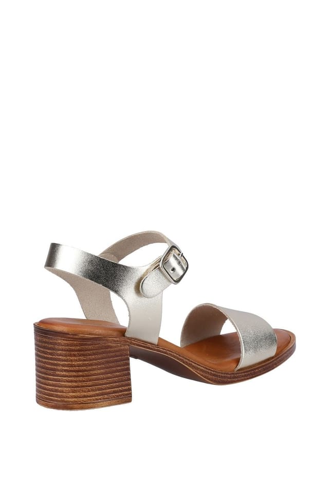 Hush Puppies Hush Puppies Women's 'Gabby' Sandal in Gold - 3