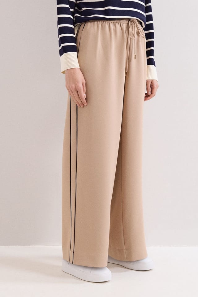 Phase Eight Phase Eight Women's Petite Skye Trousers in Light Tan - 3