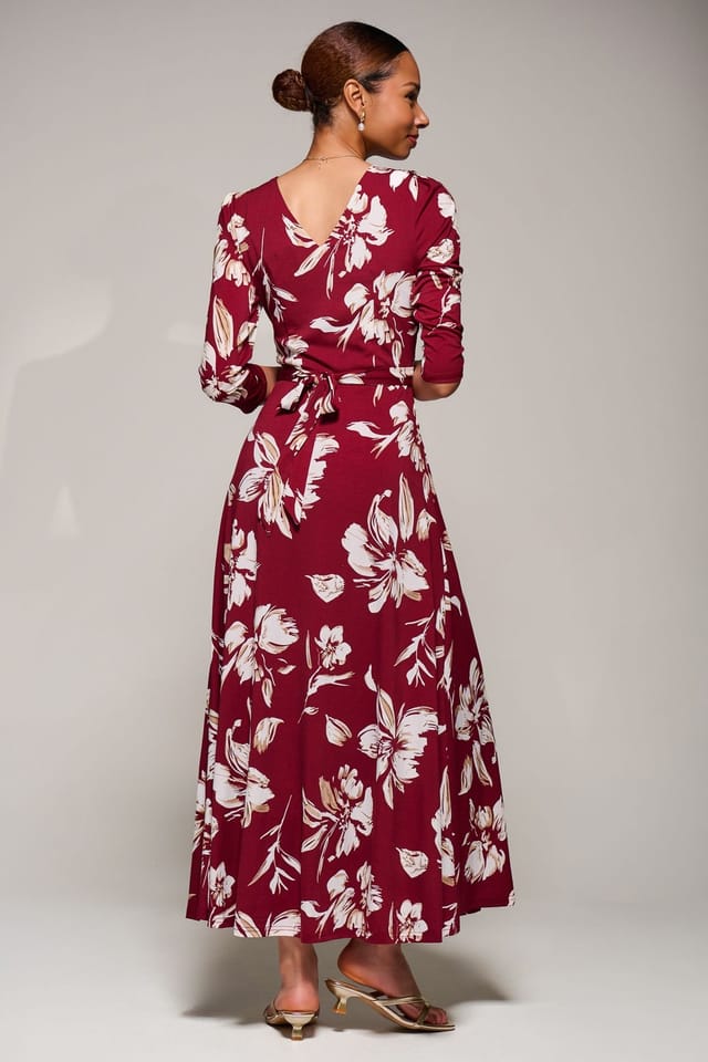 Jolie Moi Jolie Moi Women's Jersey Ruched Waist Fit & Flare Maxi Dress in Burgundy - 2