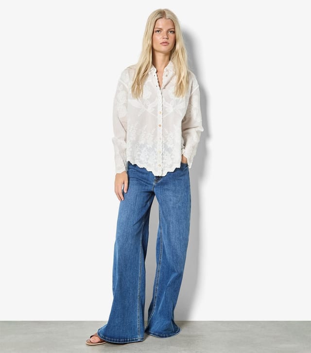 Apricot Women's White Cotton Floral Embroidered Shirt Apricot New Look - 2