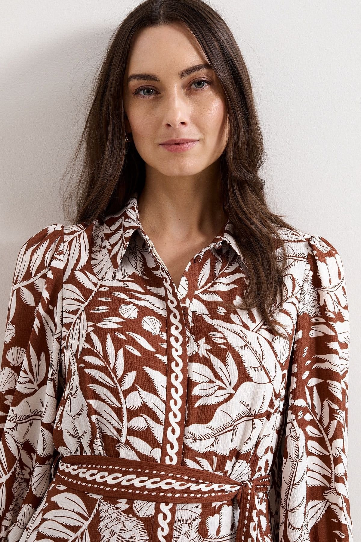 Phase Eight Phase Eight Women's Floral Print Midi Shirt Dress in Chocolate - 4