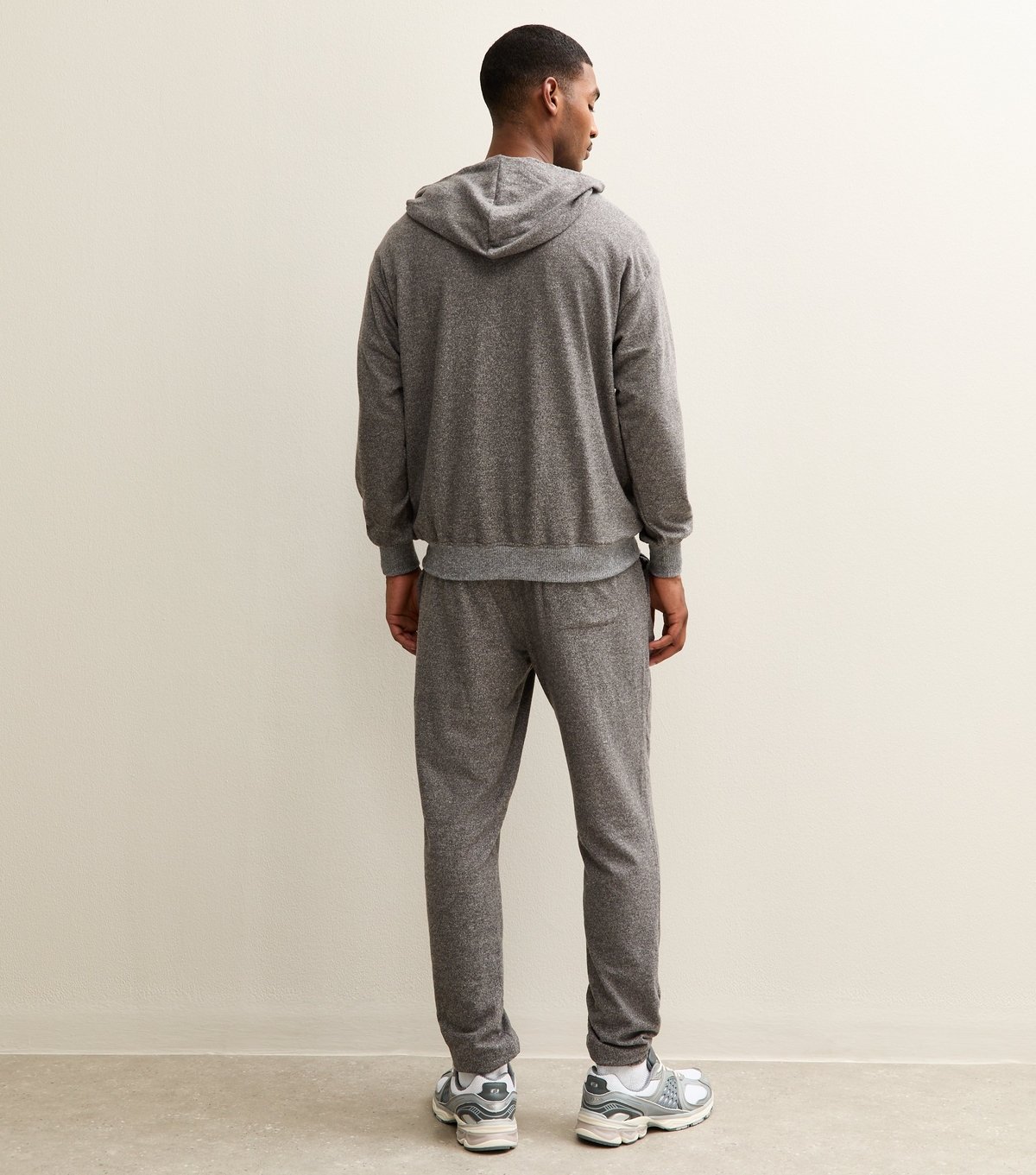 New Look Men's Grey Relaxed Super Soft Tapered Leg Jogger New Look - 4