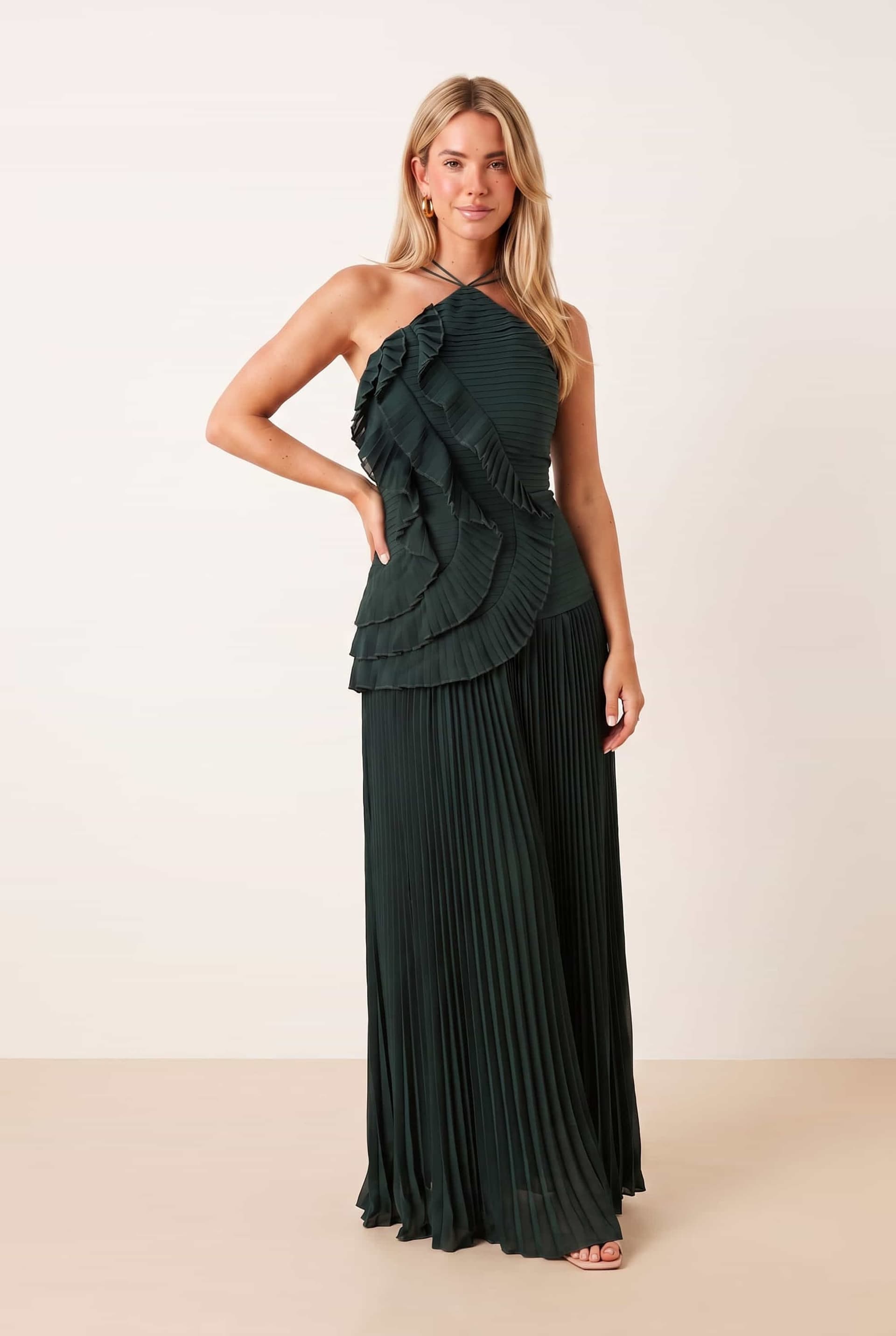 Style Cheat Style Cheat Women's Pleated halter tie dress in Emerald green