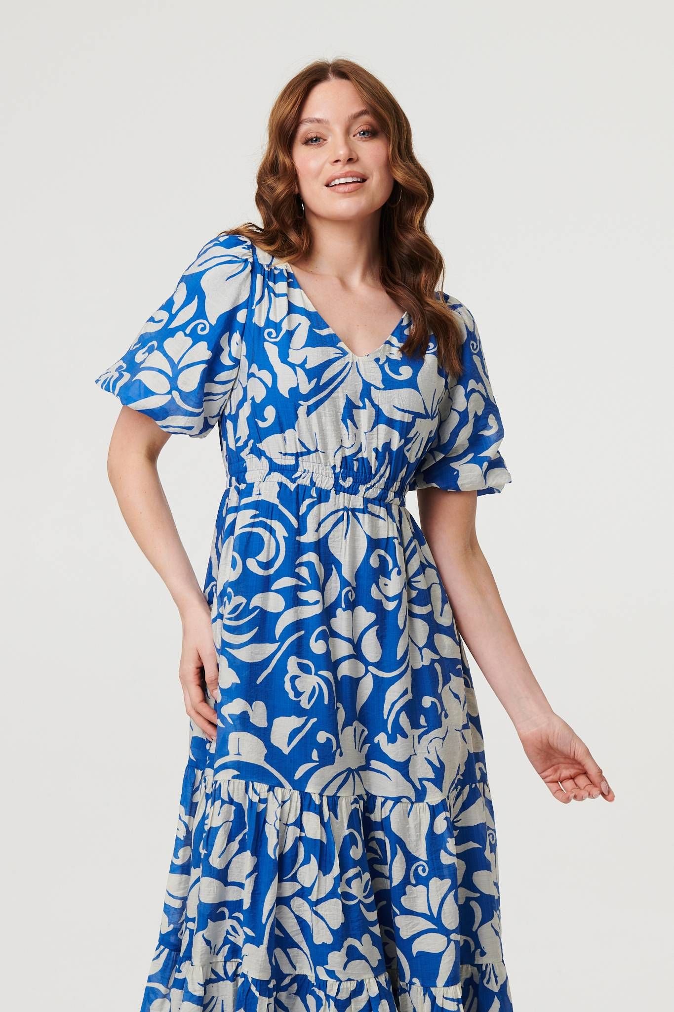 Izabel London Izabel London Women's Floral Puff Sleeve Tiered Midi Dress in Blue - 4
