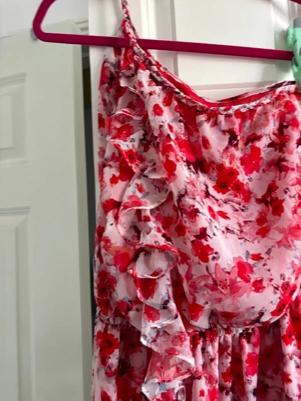 Mango • 💘 Valentine Romantic Ready Red Floral One-Shoulder Dress – Mango – Size S